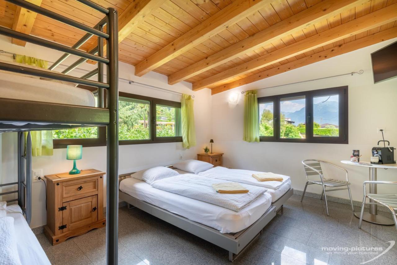 Bamboohouse Motel Riazzino Екстериор снимка