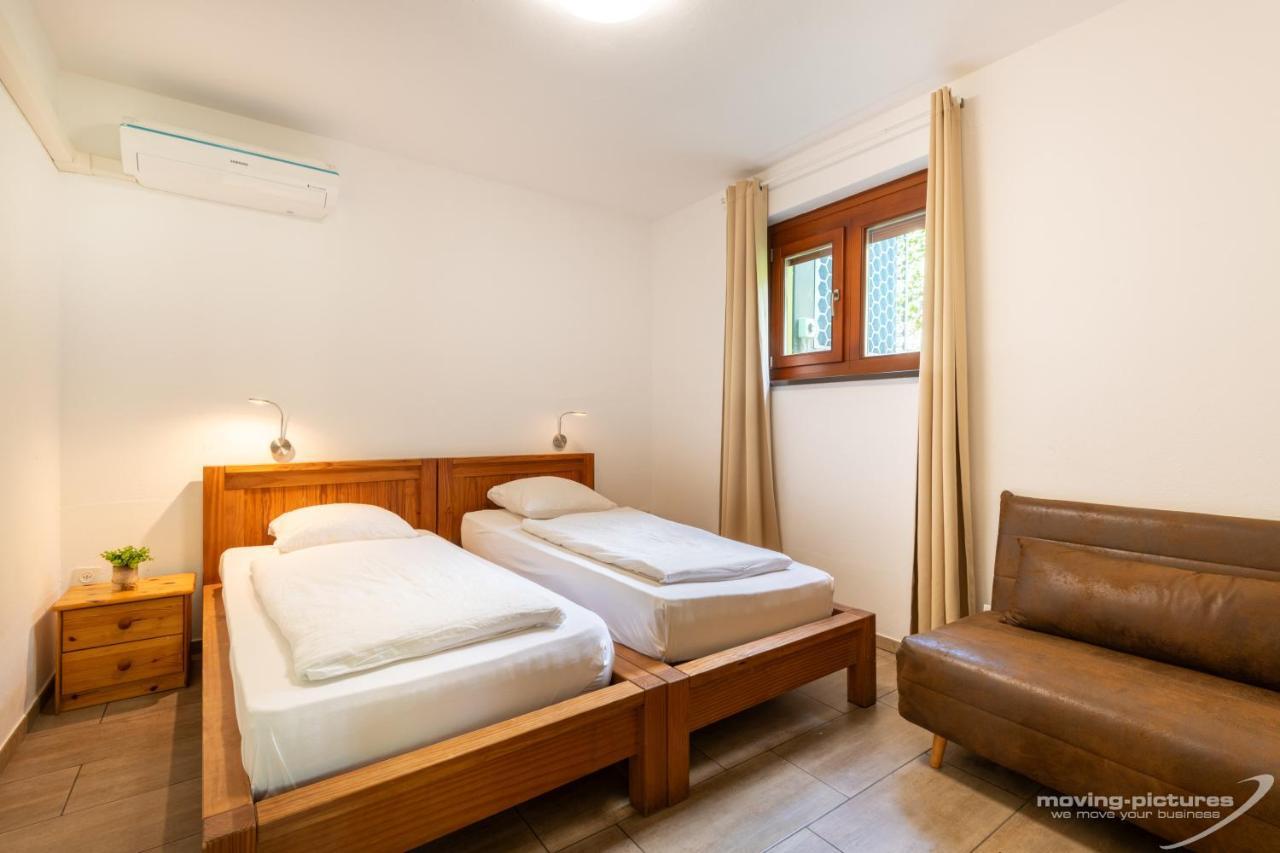 Bamboohouse Motel Riazzino Екстериор снимка