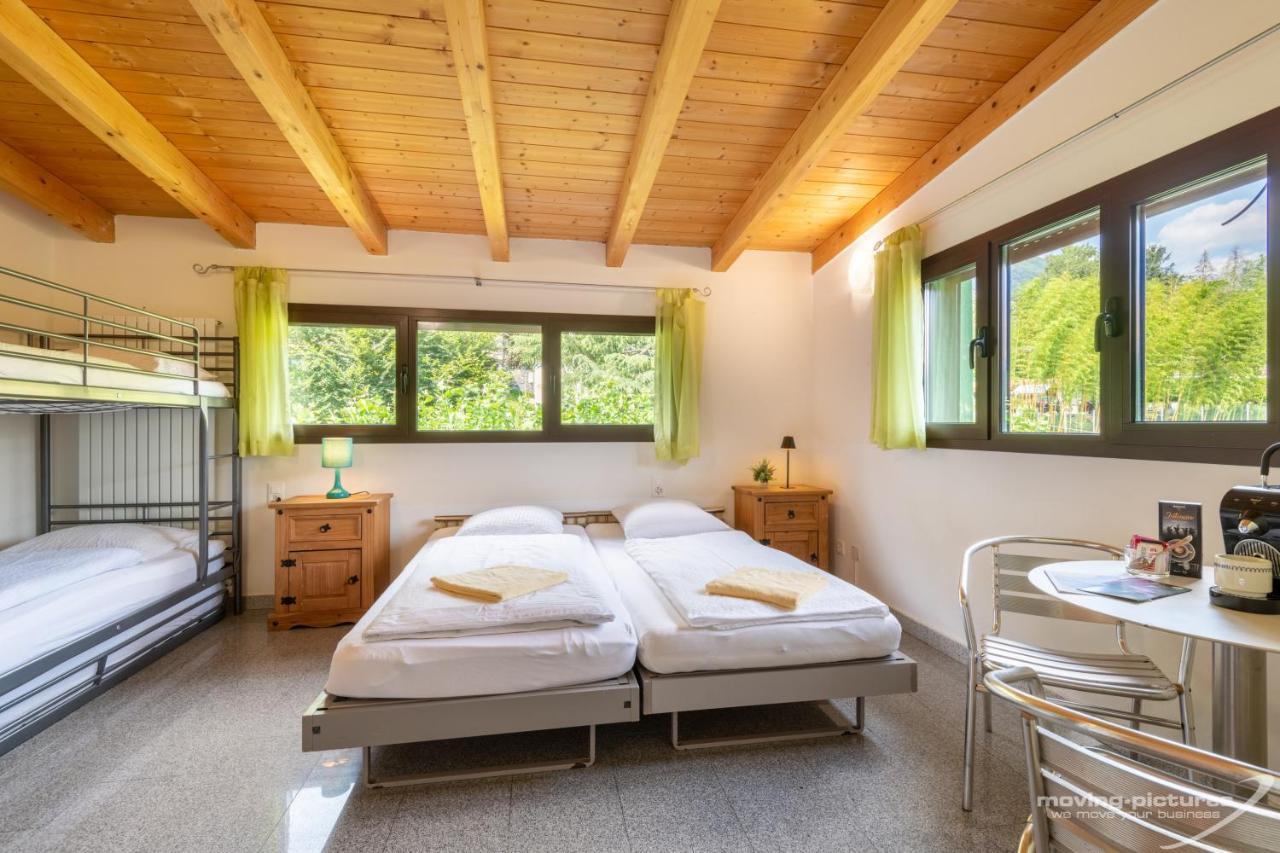 Bamboohouse Motel Riazzino Екстериор снимка