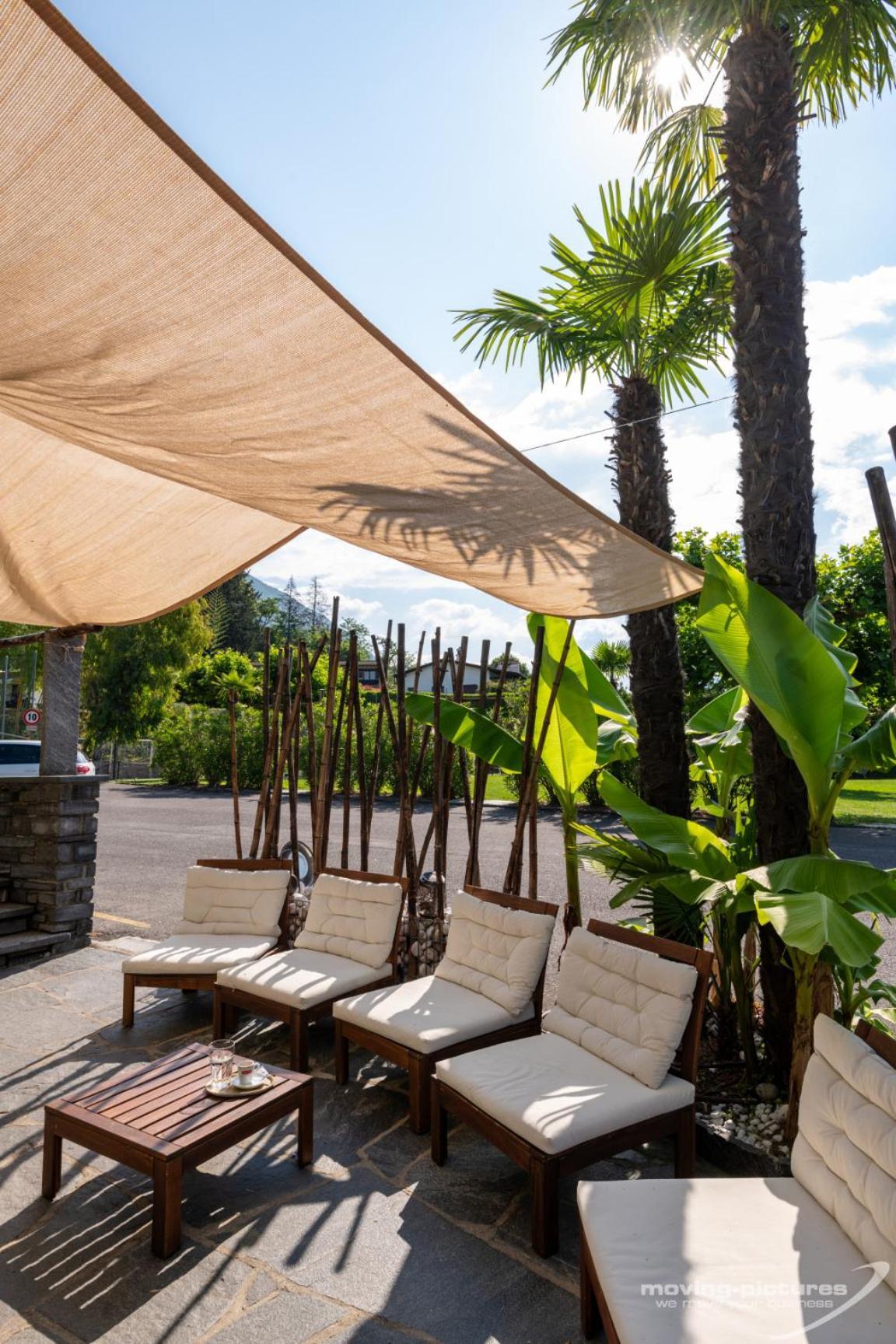 Bamboohouse Motel Riazzino Екстериор снимка